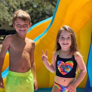 Meet your Posher, Robin